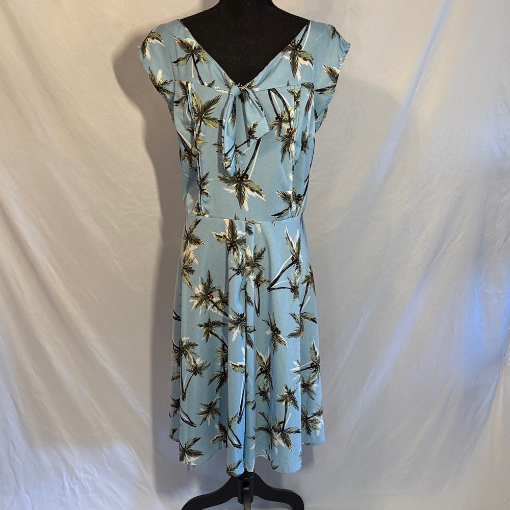 Unique Vintage 1940s Light Blue Palm Tree Dress